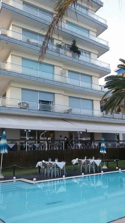Hotel Miramare Savona Esterno foto