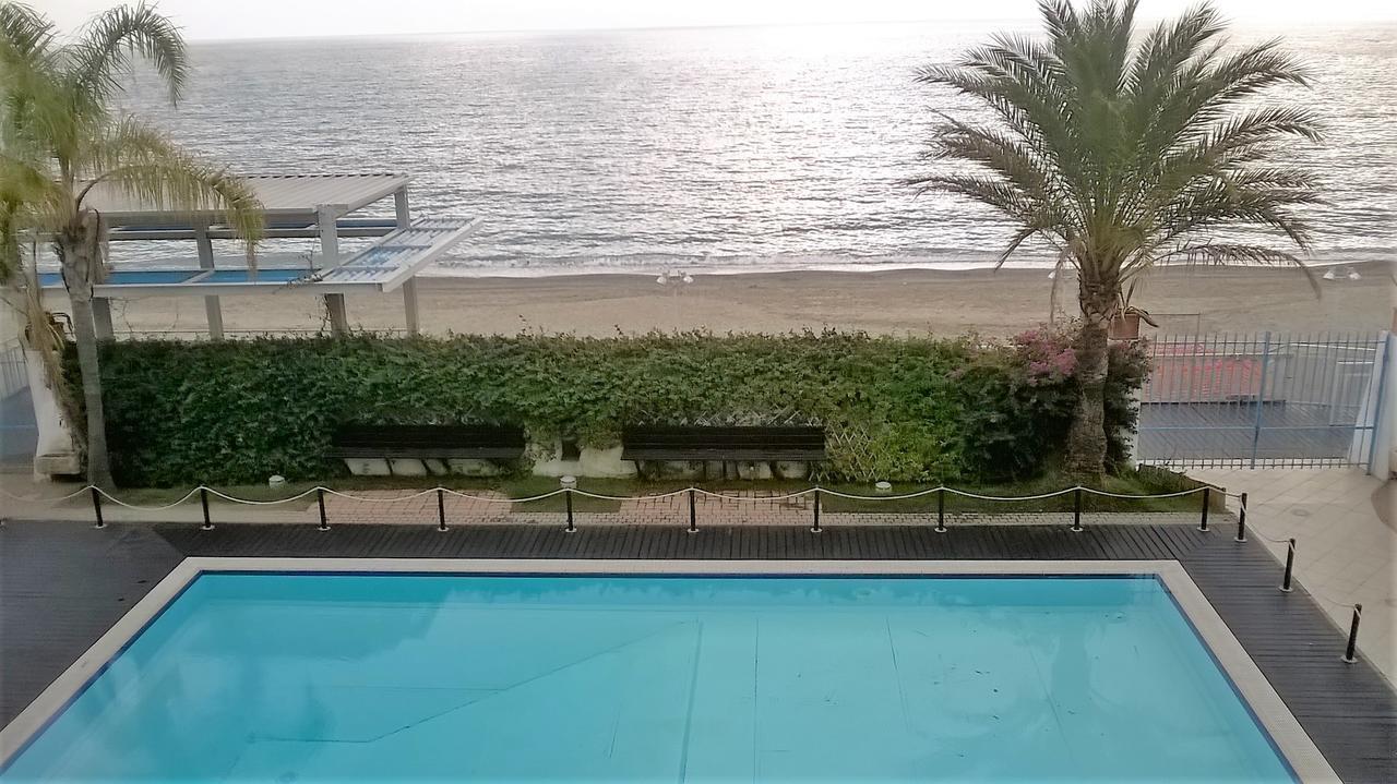 Hotel Miramare Savona Esterno foto